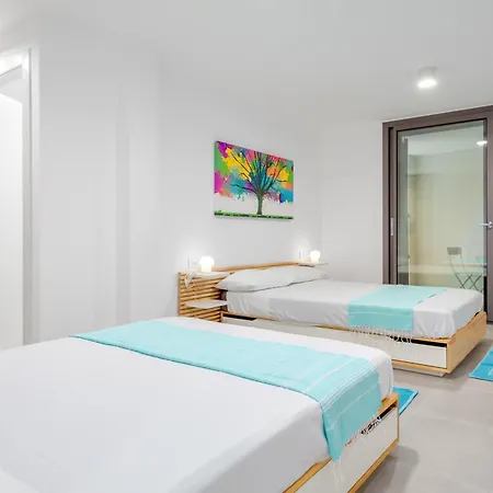 Villa Mathis - By And Service Golfo Aranci