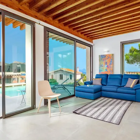 Mathis Villa Golfo Aranci